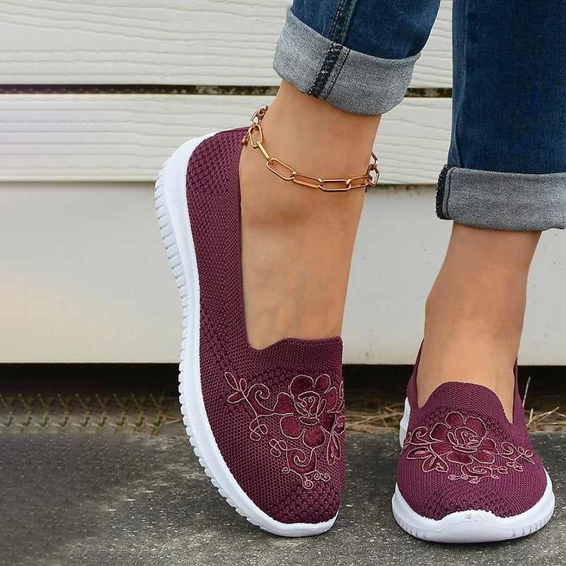 Women's Breathable Mesh Floral Embroidery Shoes Klara