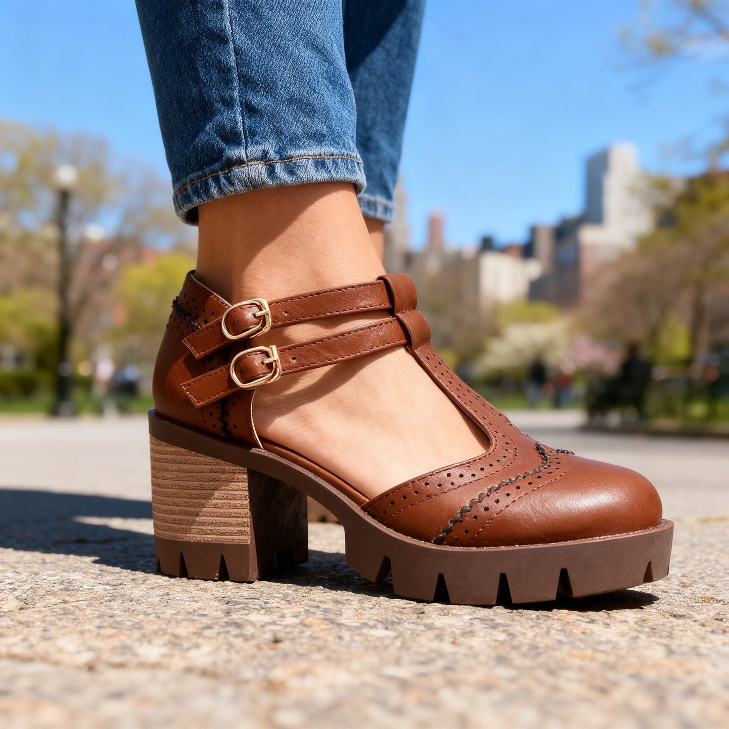 Women's Brogue Loafers with Double Buckle Straps Klara