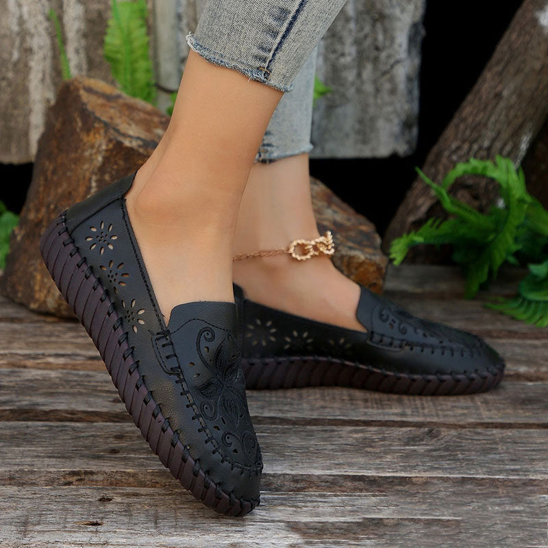 Women's Floral Embroidery Flat Shoes Klara