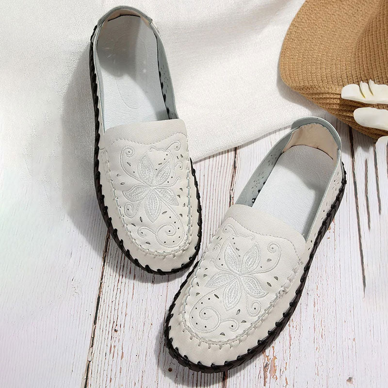 Women's Floral Embroidery Flat Shoes Klara