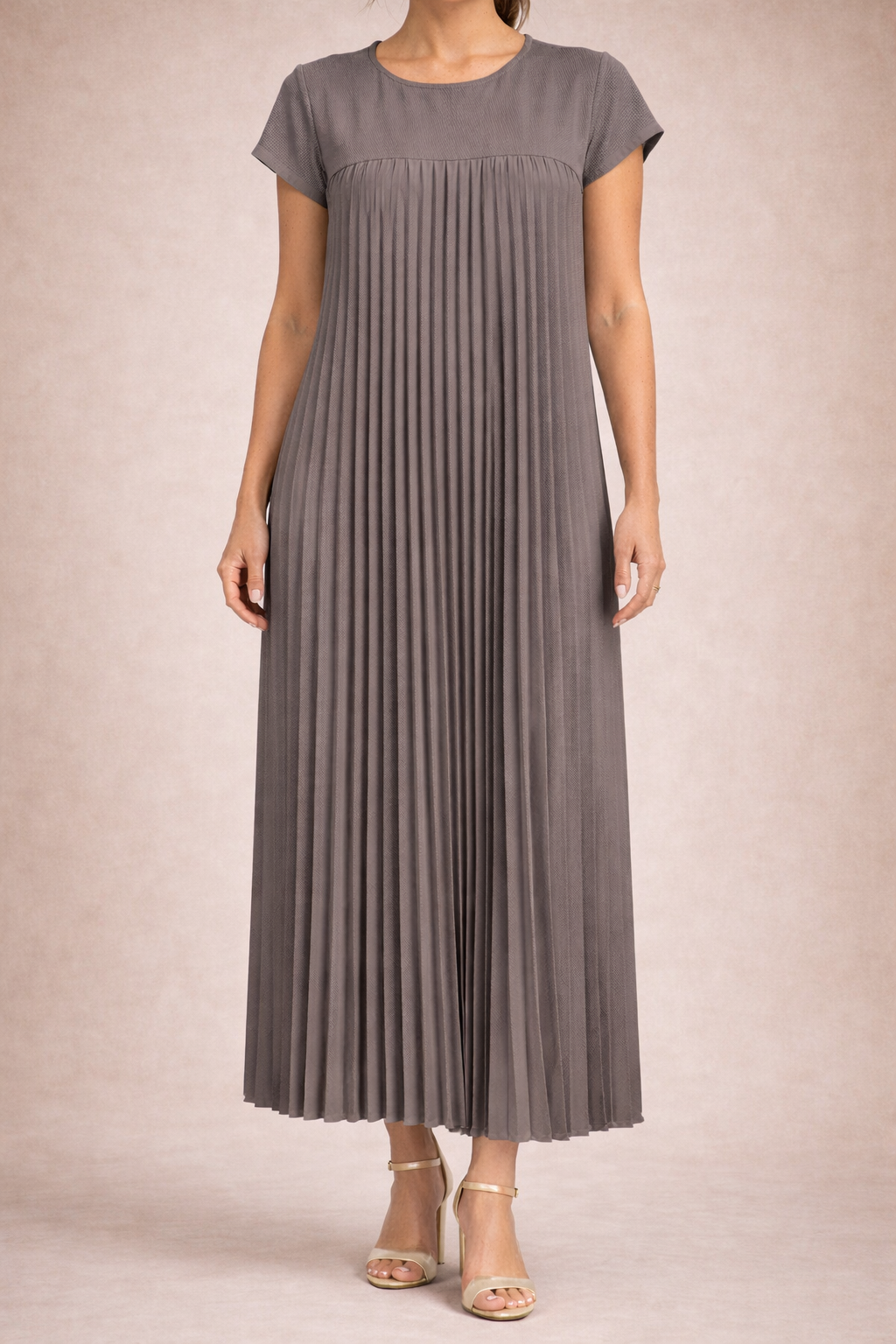 Women's Fluid Pleated Maxi Dress Klara