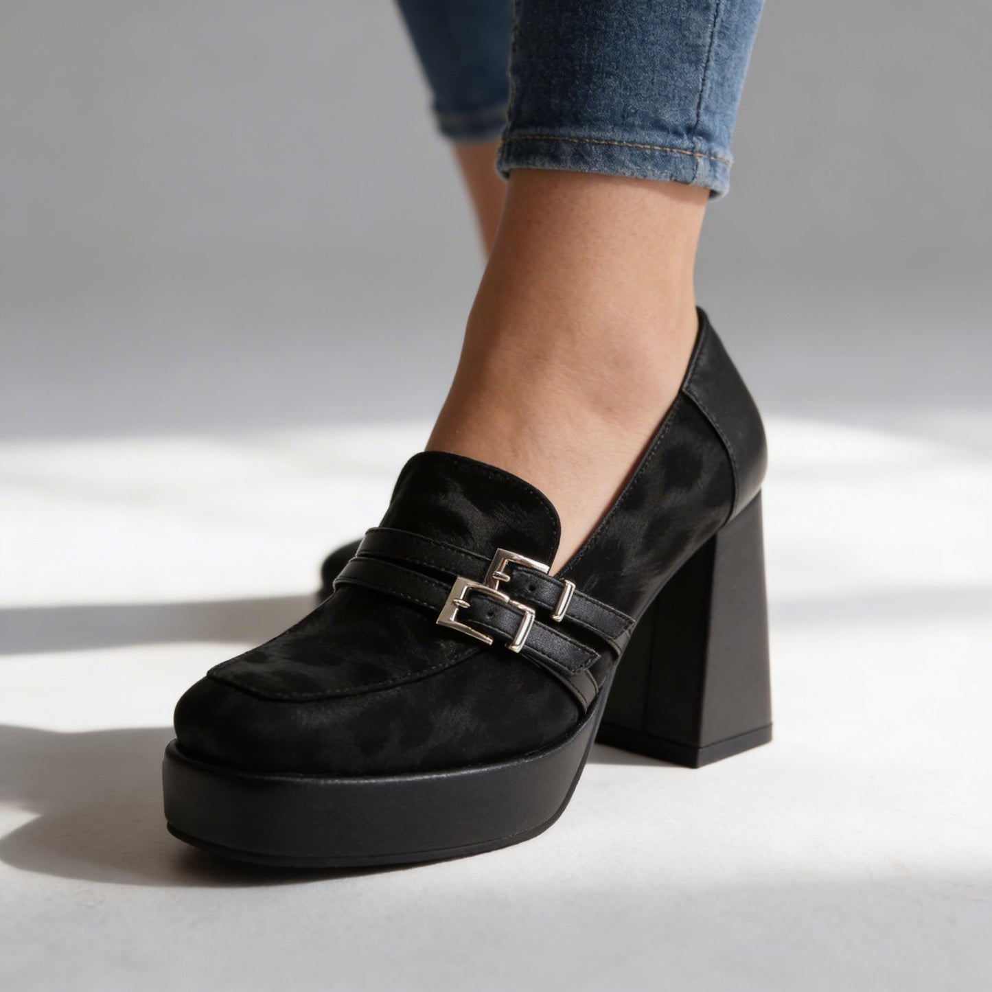 Women's Textured Platform Loafers Klara