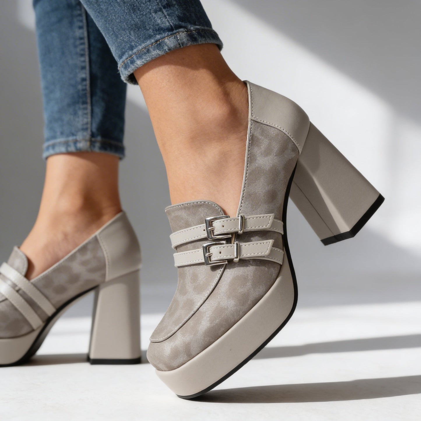 Women's Textured Platform Loafers Klara