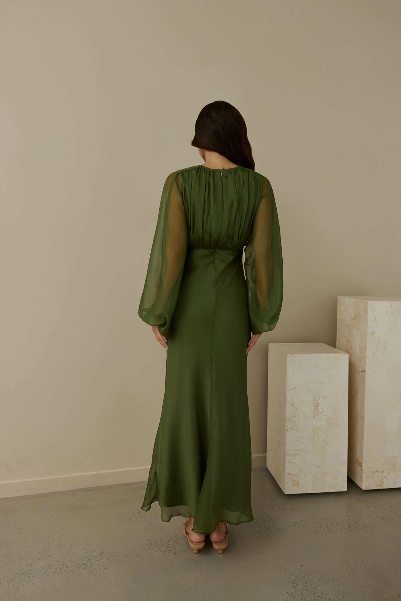 Women's V-Neck Maxi Dress With Balloon Sleeves Klara